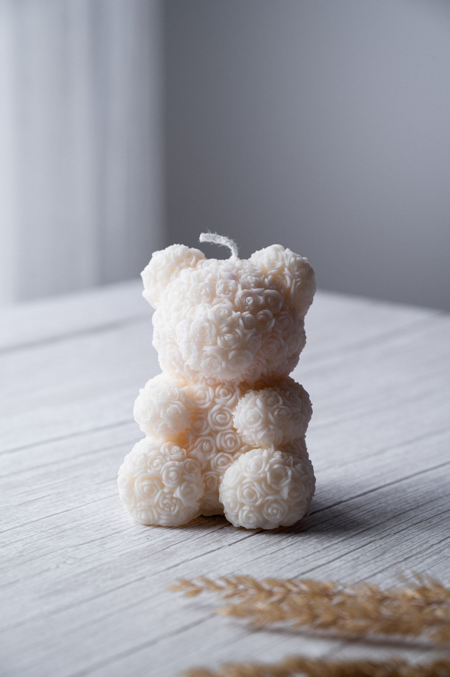 Allure Canada Rose Candle – Organic Soy Wax Bear