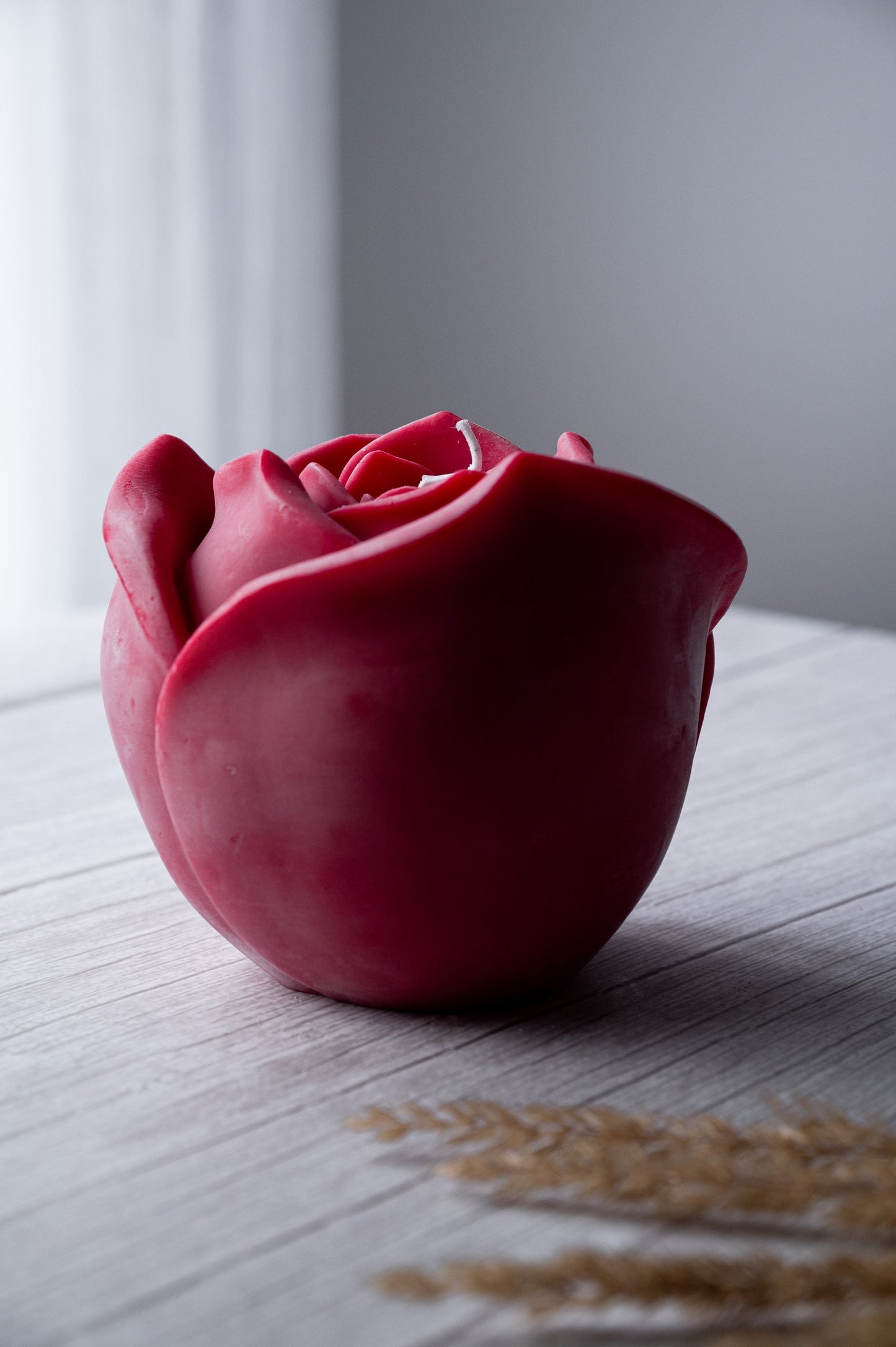 Big Rose Candle handcrafted from vegan soy wax, floral sculpture design
