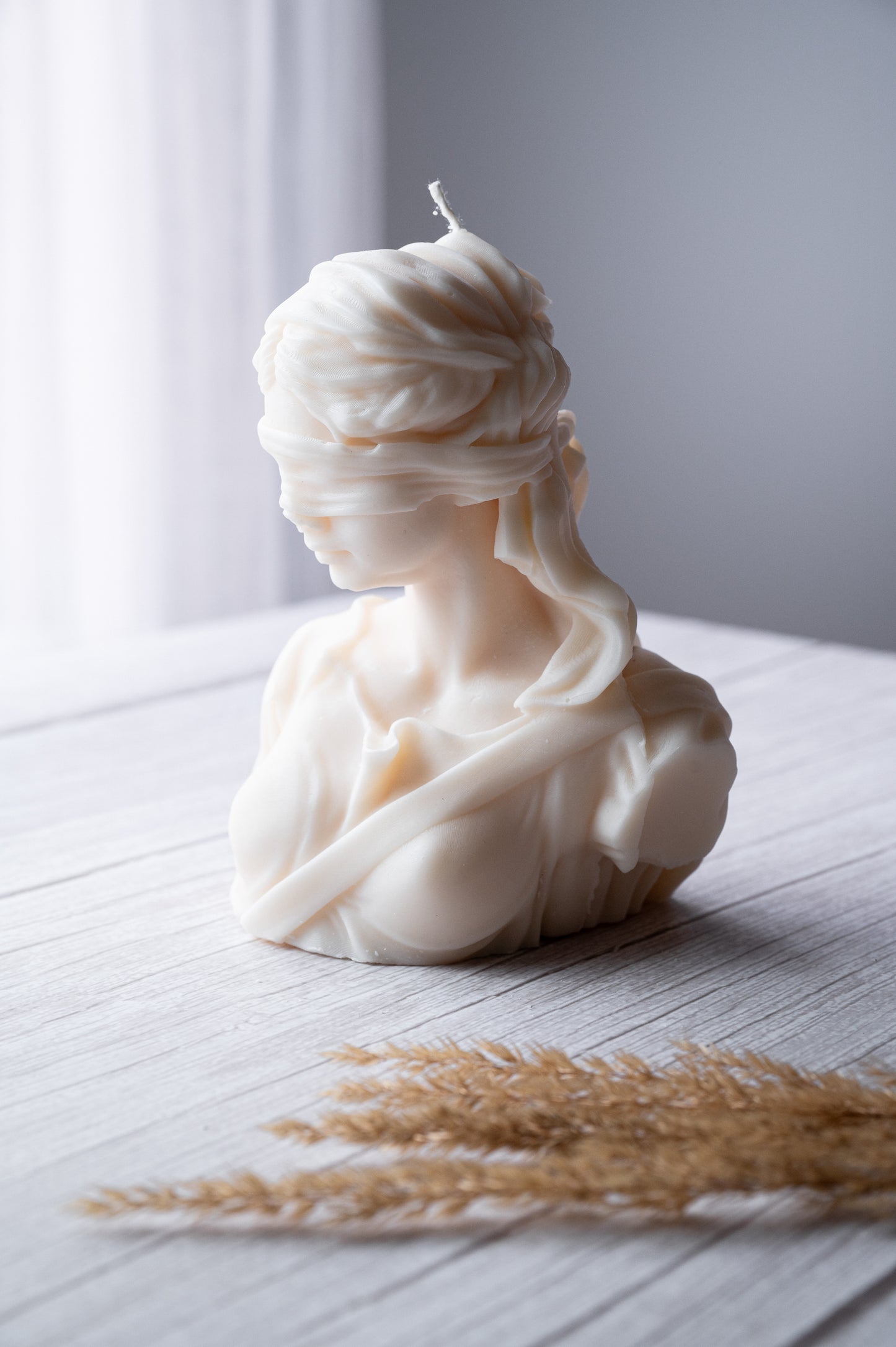 Eco-friendly Justice Statue Candle décor piece with symbolic design