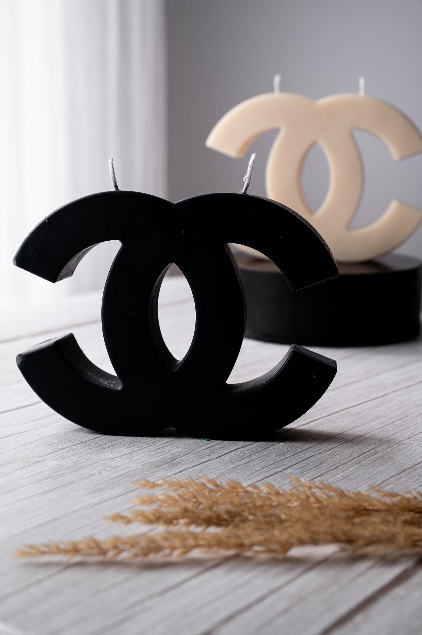 Handmade Logo Candle – Vegan & Eco-Friendly