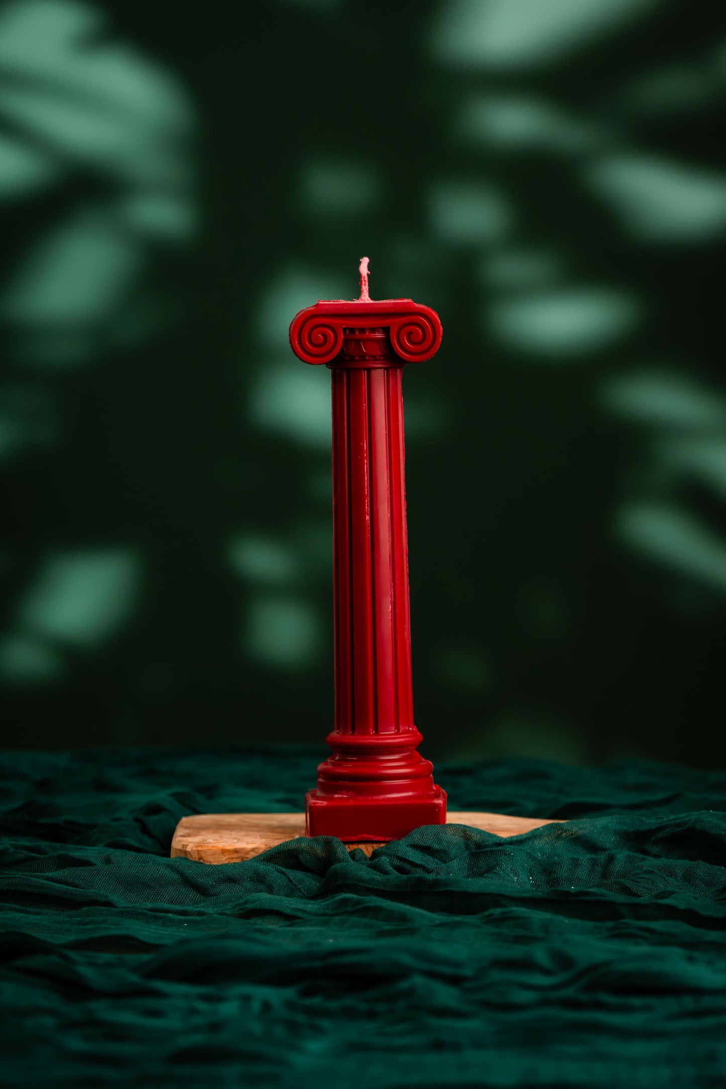 eco friendly column candle décor