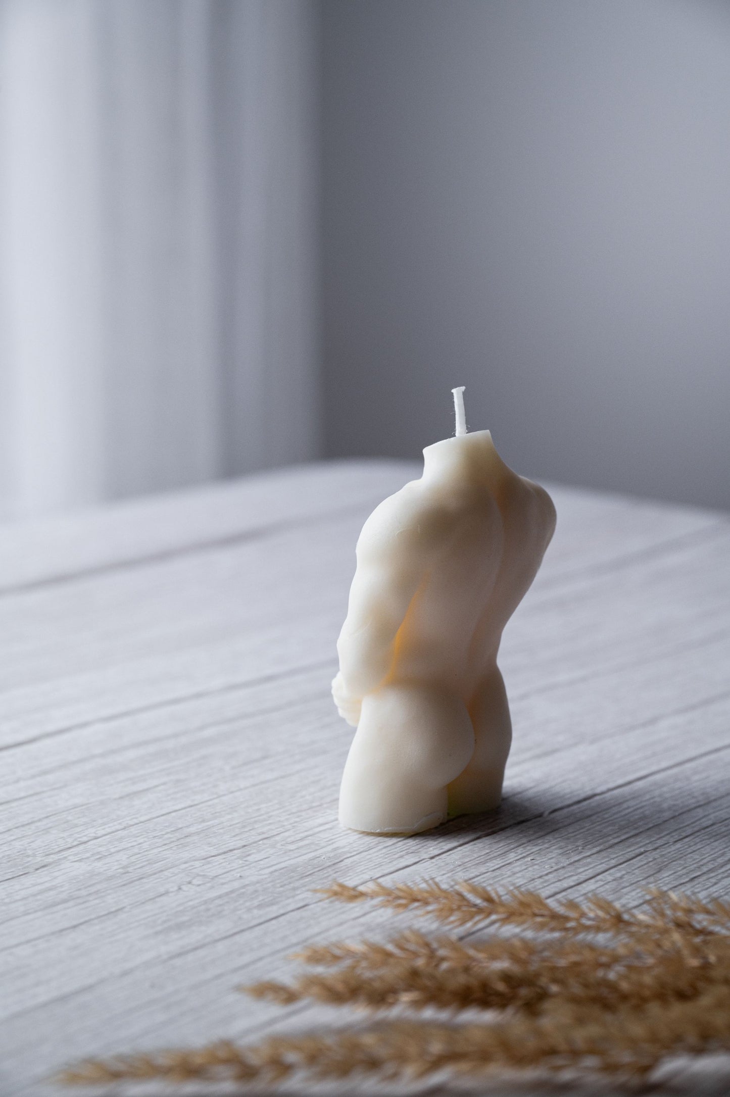 Eco-friendly male body sculpture candle, paraffin-free decorative art