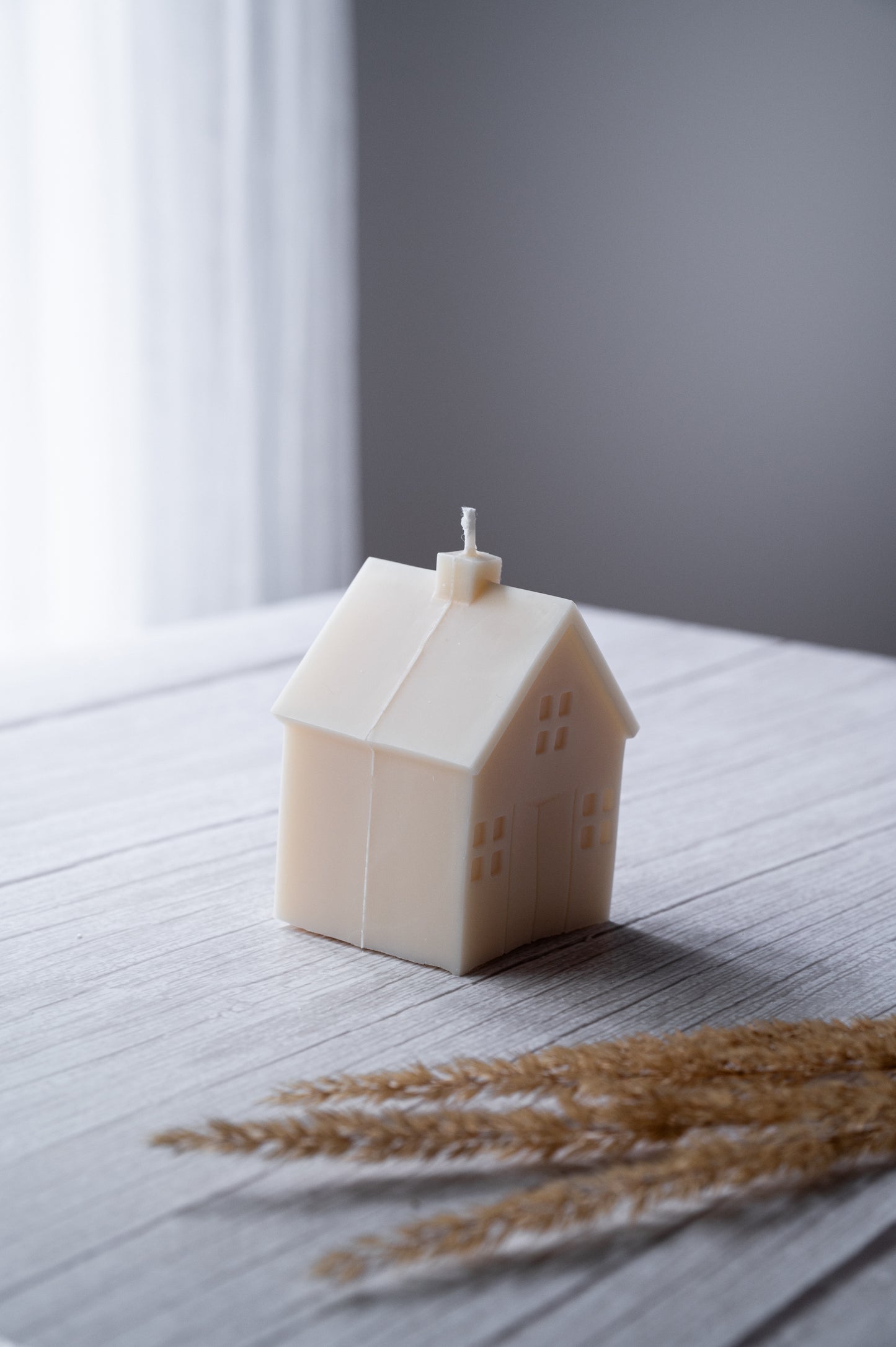Allure Canada 3D House Candle – Holiday Gift