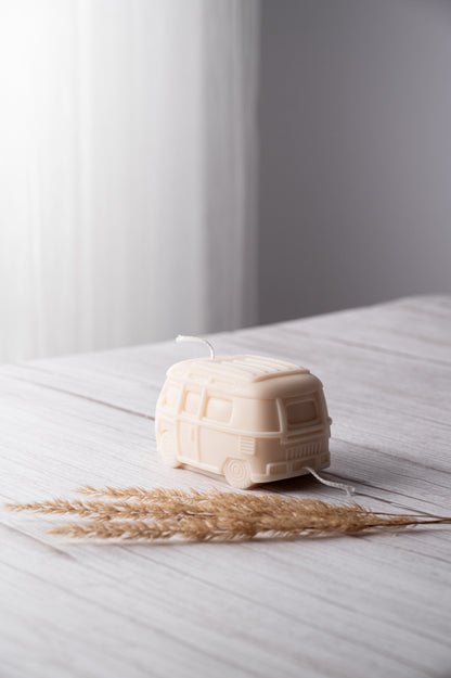 Allure Canada Retro Bus Candle – Unique Holiday Gift