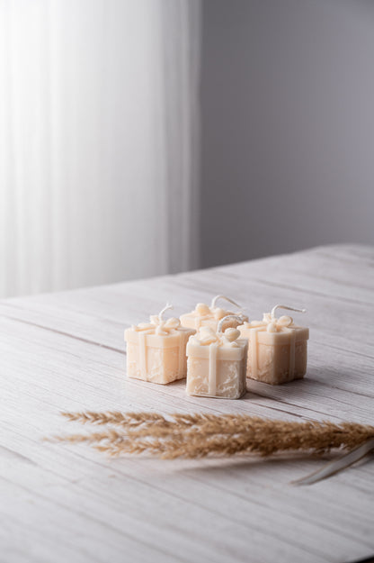 Christmas Gift Box Candle