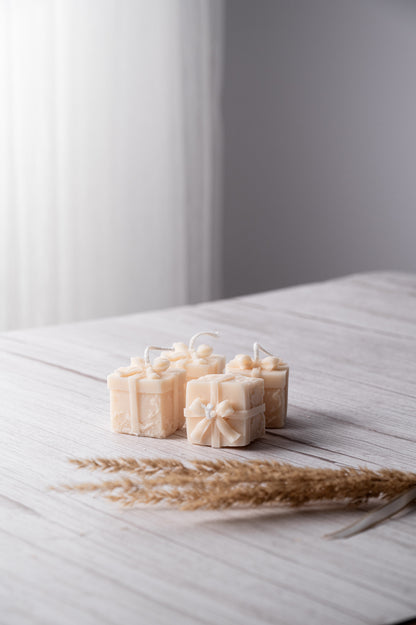 Christmas Gift Box Candle