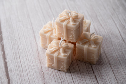 Christmas Gift Box Candle