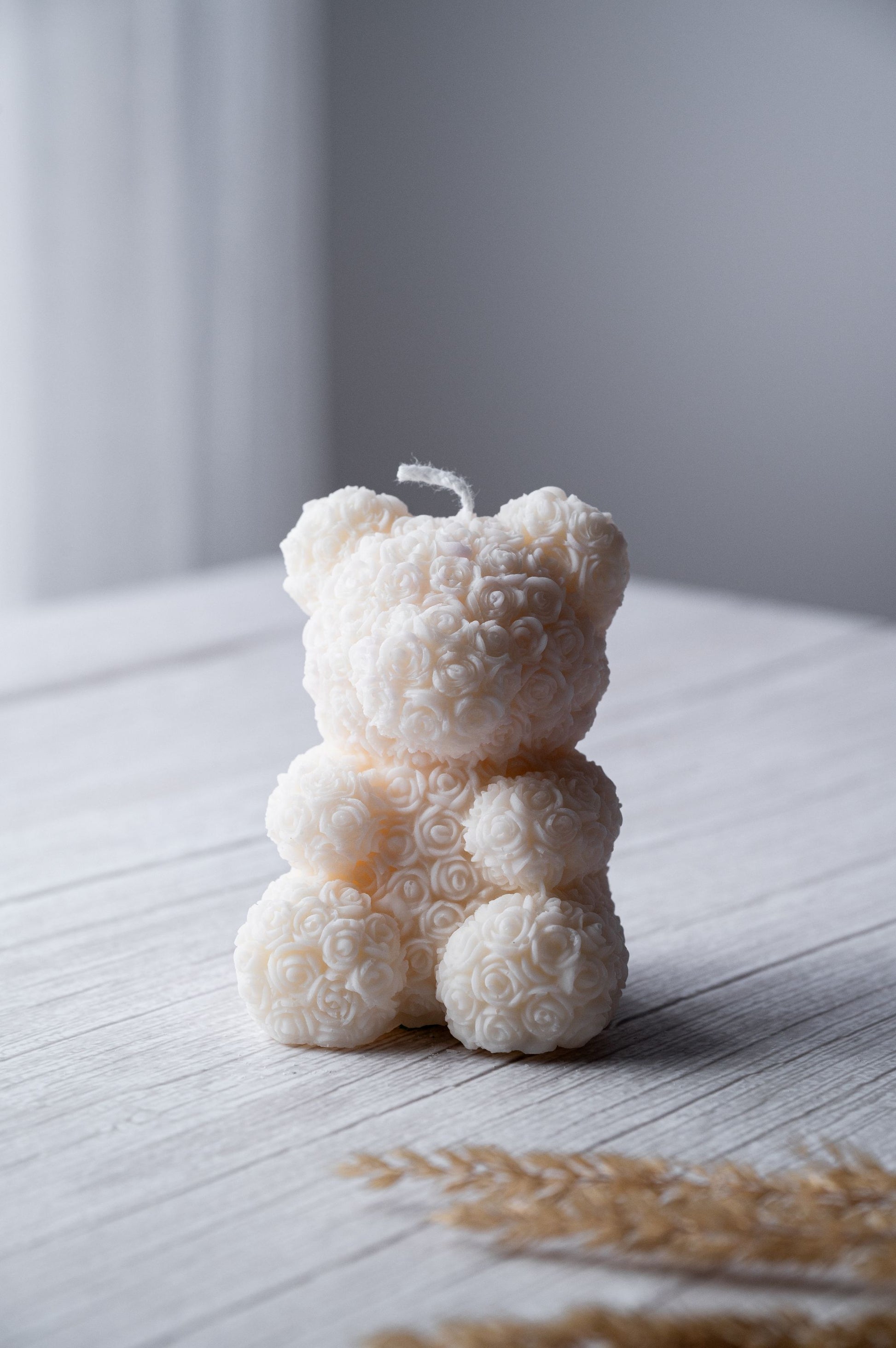 Allure Canada Rose Candle – Organic Soy Wax Bear