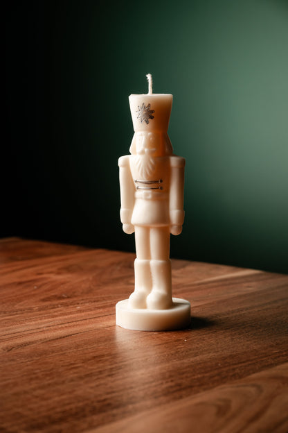Soy Wax Nutcracker Candle – Plastic-Free & Cruelty-Free