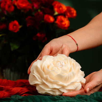 Large Peony Blossom Candle – Bold & Elegant Decor