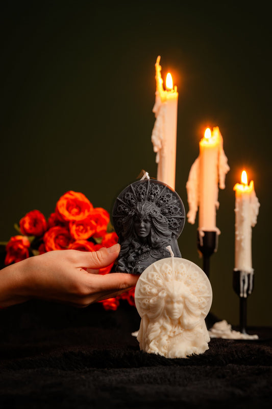 Skull Queen Candle – Handmade Soy Wax Halloween Décor