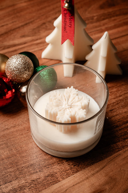 Snowflake Glow: Winter Candle in Glass Jar