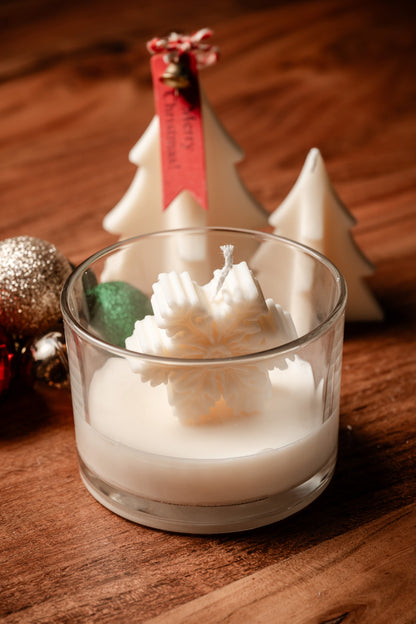 Snowflake Glow: Winter Candle in Glass Jar